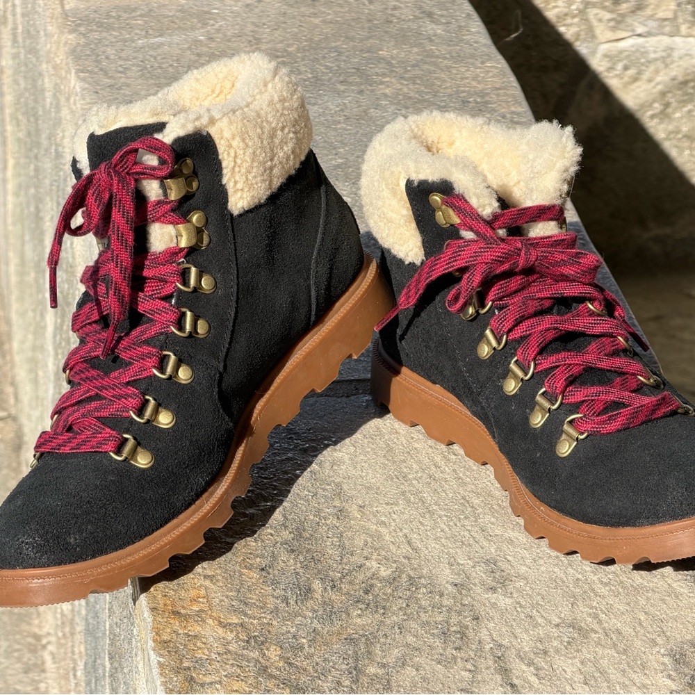 Sorel Ainsley Conquest Suede Boot-cute, stylish and warm!  Great for winter!